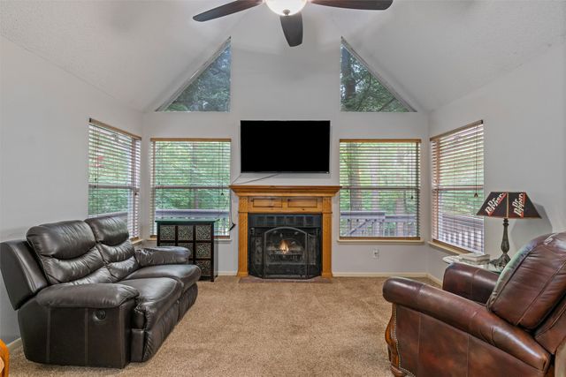 178 Butternut Glen, Holly Lake Ranch, TX 75765