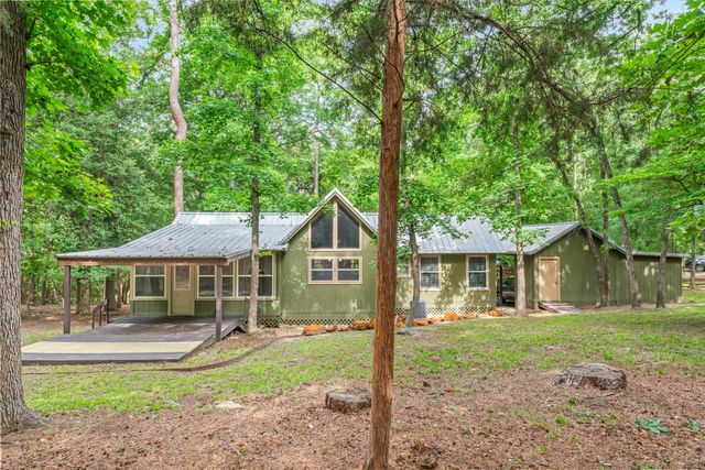 178 Butternut Glen, Holly Lake Ranch, TX 75765