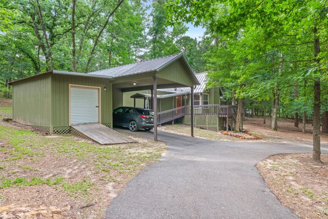 178 Butternut Glen, Holly Lake Ranch, TX 75765