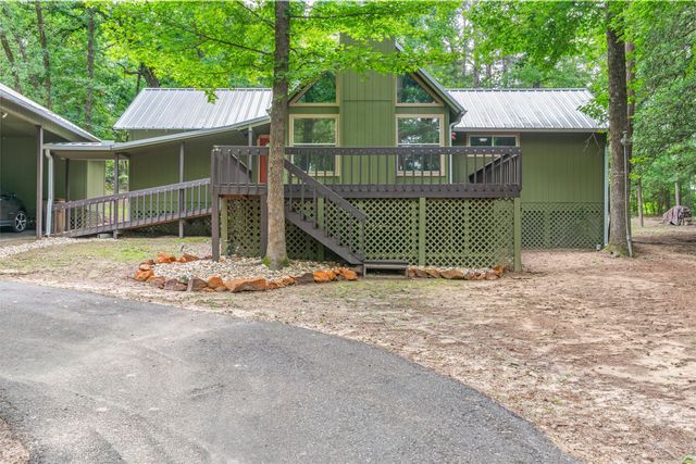 178 Butternut Glen, Holly Lake Ranch, TX 75765
