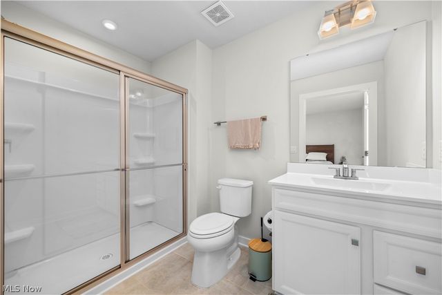 639 Apple Ridge Drive, Elyria, OH 44035