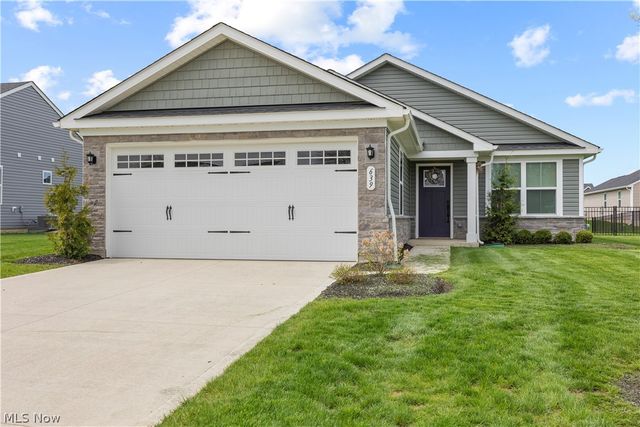 639 Apple Ridge Drive, Elyria, OH 44035