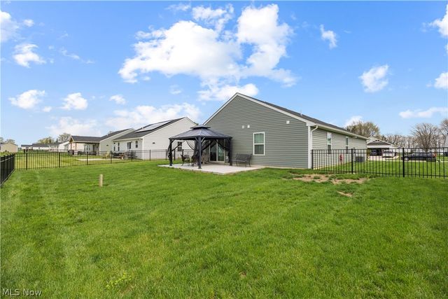 639 Apple Ridge Drive, Elyria, OH 44035