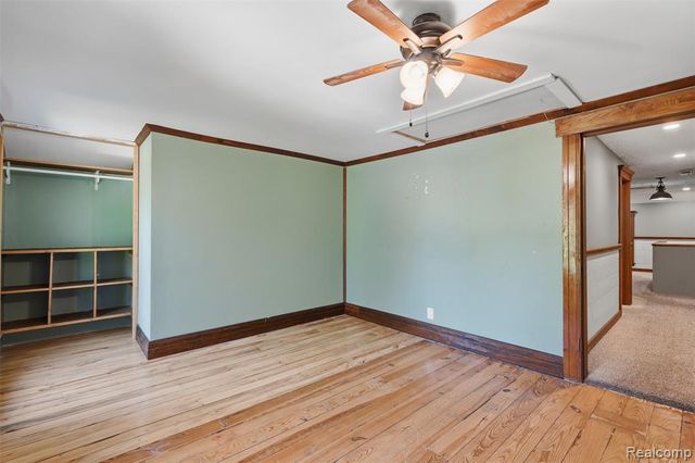 8880 Cedar Lake Road, Pinckney, MI 48169