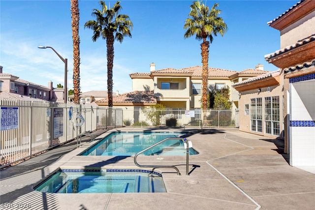 6908 Cobre Azul Avenue 102, Las Vegas, NV 89108