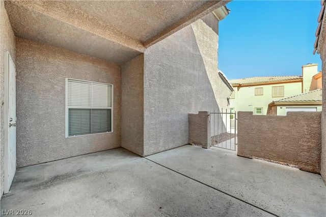 6908 Cobre Azul Avenue 102, Las Vegas, NV 89108
