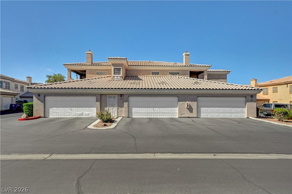 6908 Cobre Azul Avenue 102, Las Vegas, NV 89108