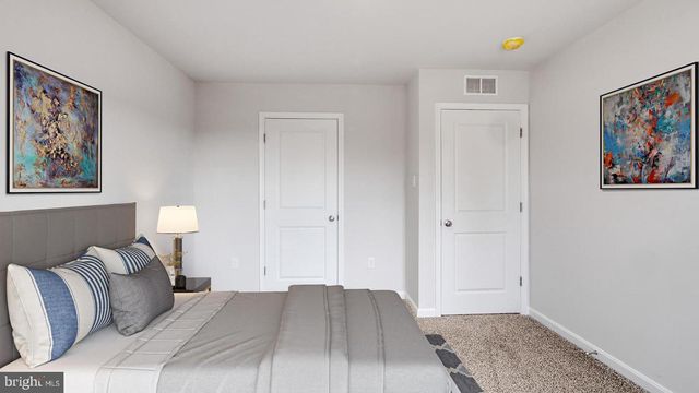 107 LEMLEY DR, Stephens City, VA 22655