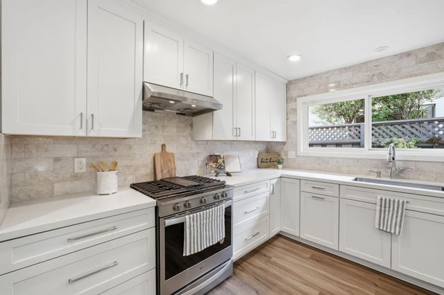 5261 Garwood Drive, San Jose, CA 95118