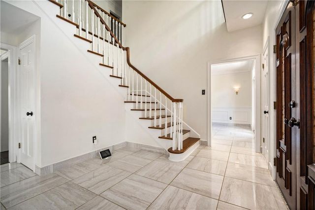 2108 Marchfield E Drive, Mobile, AL 36693