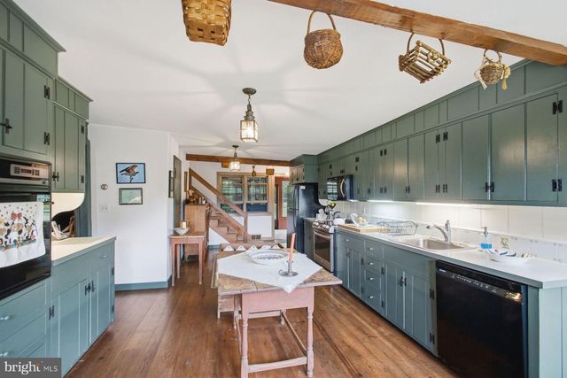 255 OLD MILL RD, Greenwich, NJ 08323
