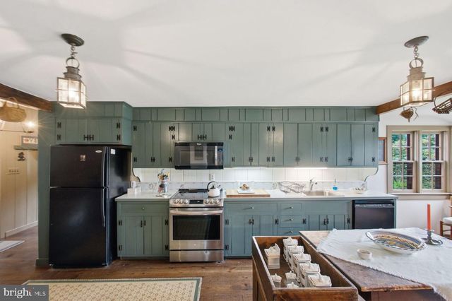 255 OLD MILL RD, Greenwich, NJ 08323