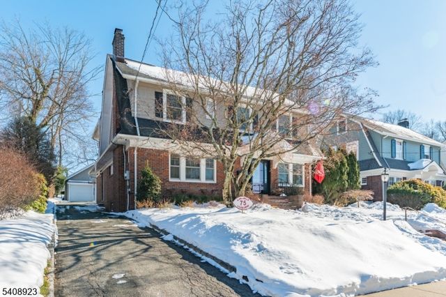 7 Wayland Dr, Verona Twp., NJ 07044