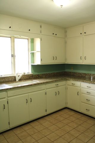 1717 W Acres Road, Joliet, IL 60435