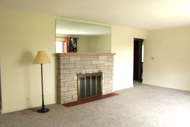 1717 W Acres Road, Joliet, IL 60435