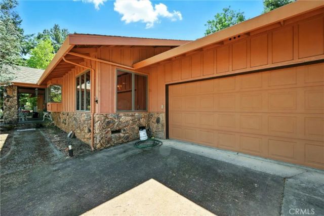 3663 Crestwood Drive, Kelseyville, CA 95451