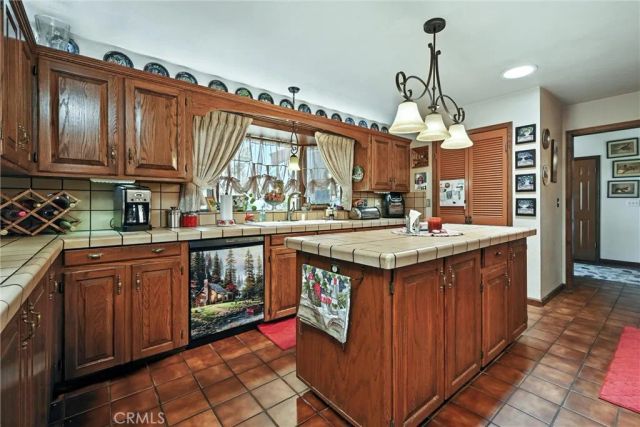 3663 Crestwood Drive, Kelseyville, CA 95451