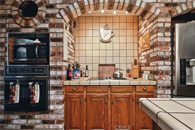 3663 Crestwood Drive, Kelseyville, CA 95451