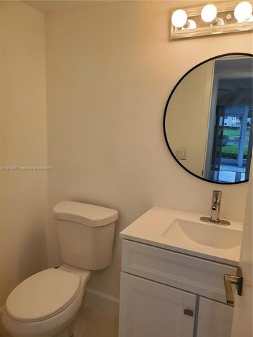 1076 Cornwall D 1076, Boca Raton, FL 33434