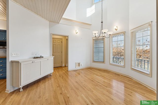 701 Fenwick Street, Papillion, NE 68046