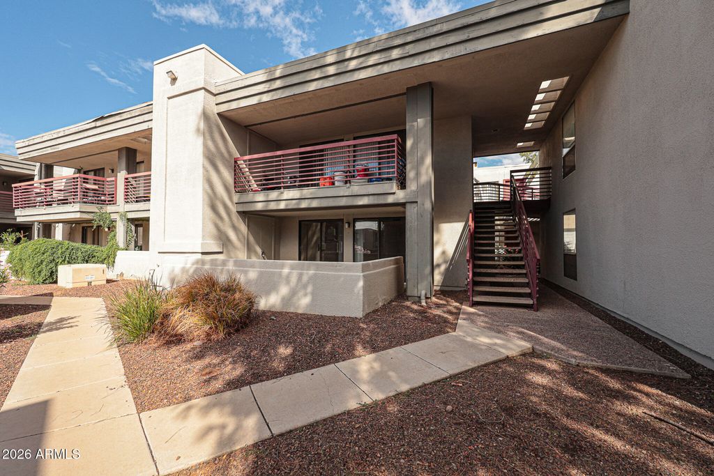 3420 W DANBURY Drive C121, Phoenix, AZ 85053 — photo 2
