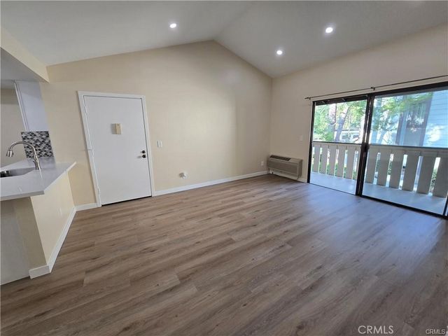 20702 El Toro 396, Lake Forest, CA 92630
