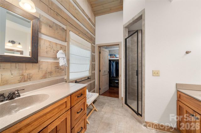 170 Cradling Cove, Waynesville, NC 28785