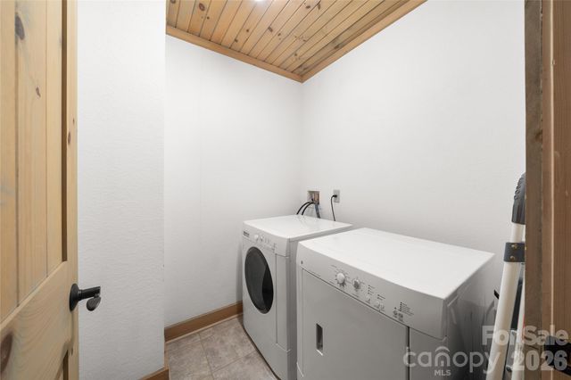 170 Cradling Cove, Waynesville, NC 28785