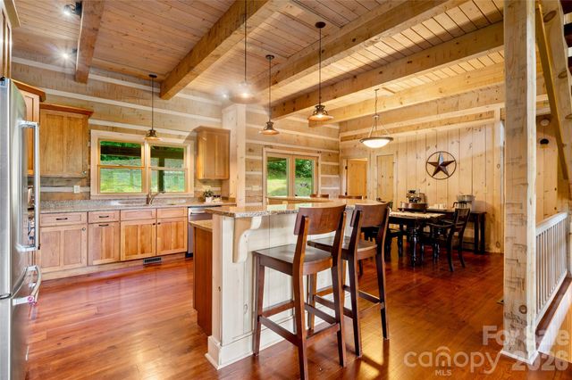 170 Cradling Cove, Waynesville, NC 28785