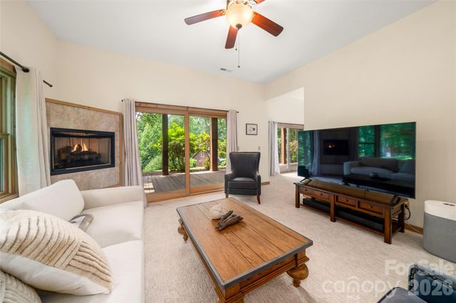 170 Cradling Cove, Waynesville, NC 28785
