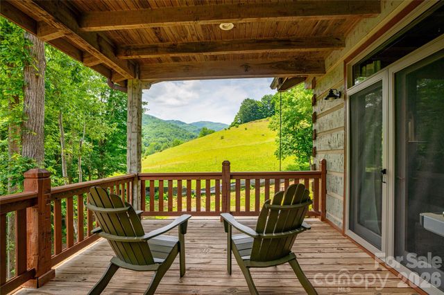 170 Cradling Cove, Waynesville, NC 28785
