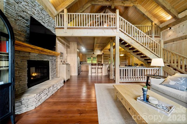 170 Cradling Cove, Waynesville, NC 28785