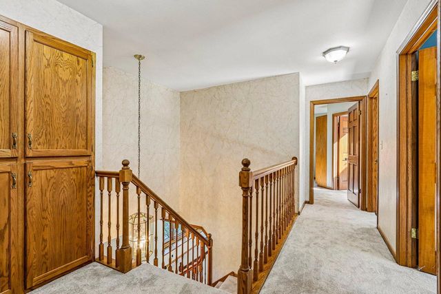 7586 Francis COURT E, Franklin, WI 53132