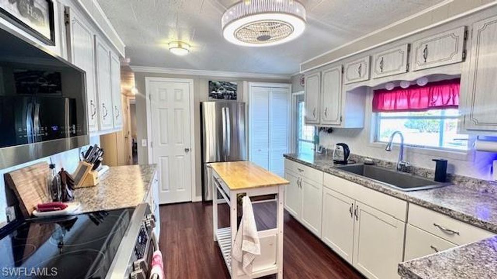 14667 Paul Revere LOOP, NORTH FORT MYERS, FL 33917 — photo 4