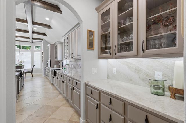 6627 Pelham Chase Drive, Spring, TX 77389