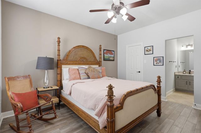 6627 Pelham Chase Drive, Spring, TX 77389