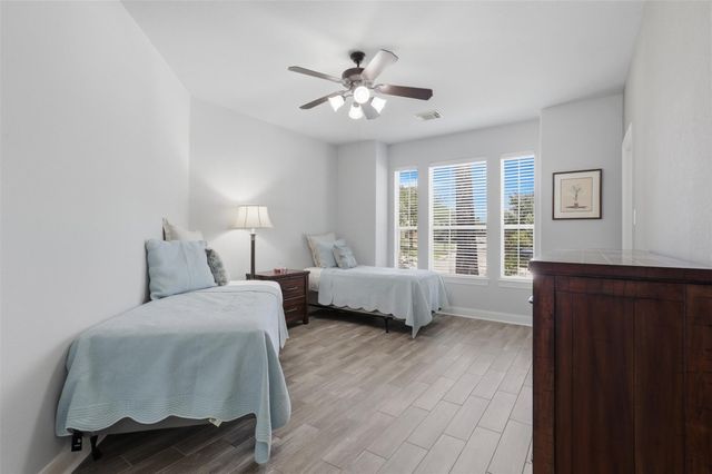 6627 Pelham Chase Drive, Spring, TX 77389