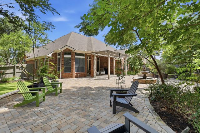 6627 Pelham Chase Drive, Spring, TX 77389
