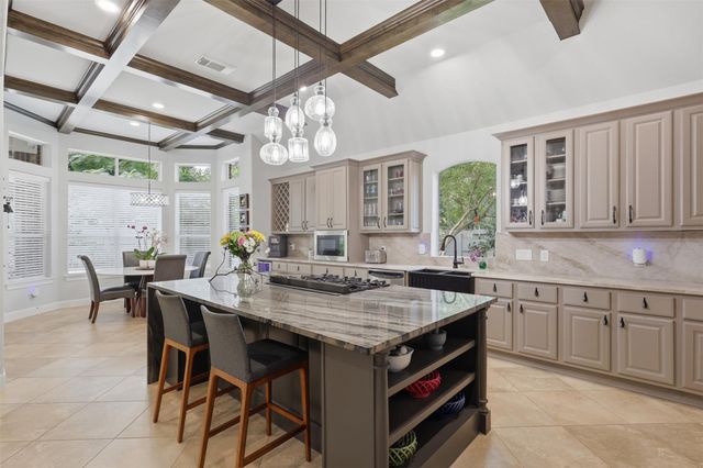 6627 Pelham Chase Drive, Spring, TX 77389