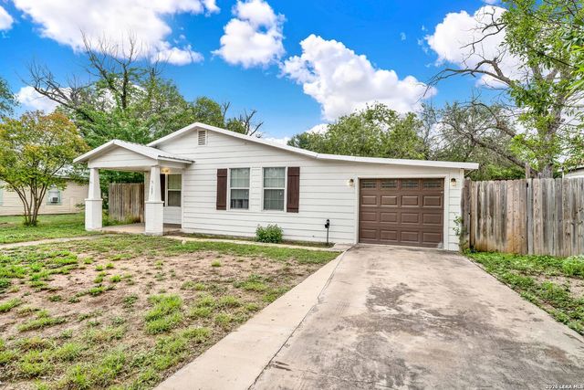 1607 14TH ST, Hondo, TX 78861