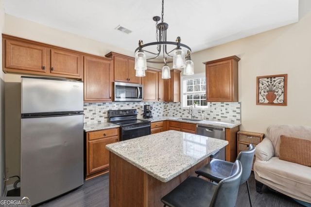 1499 Bluff Valley Circle, Gainesville, GA 30504