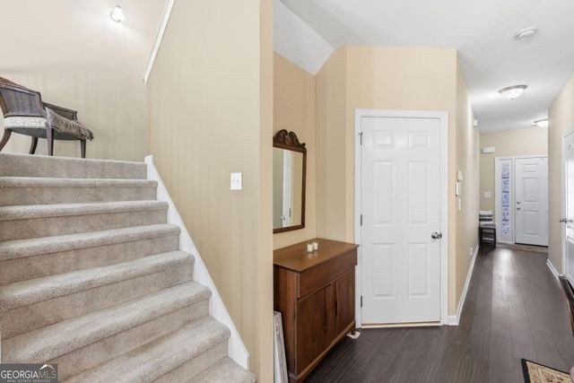 1499 Bluff Valley Circle, Gainesville, GA 30504