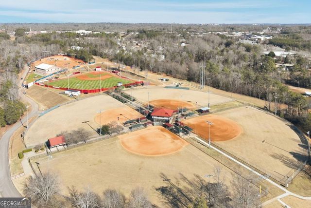 1499 Bluff Valley Circle, Gainesville, GA 30504