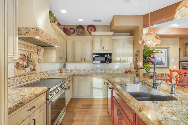 9127 June Ln, St Augustine, FL 32080