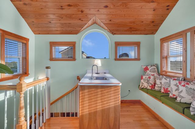 9127 June Ln, St Augustine, FL 32080