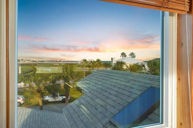 9127 June Ln, St Augustine, FL 32080