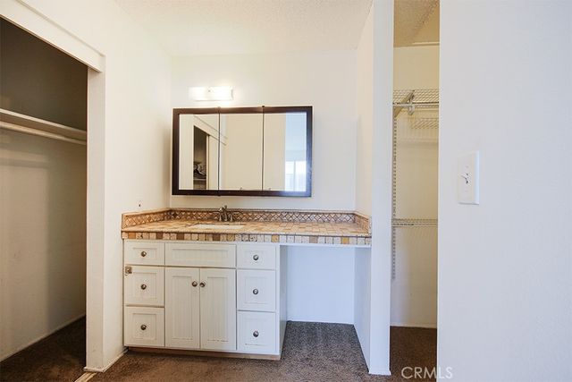 5542 Fernhill Circle C, Huntington Beach, CA 92649