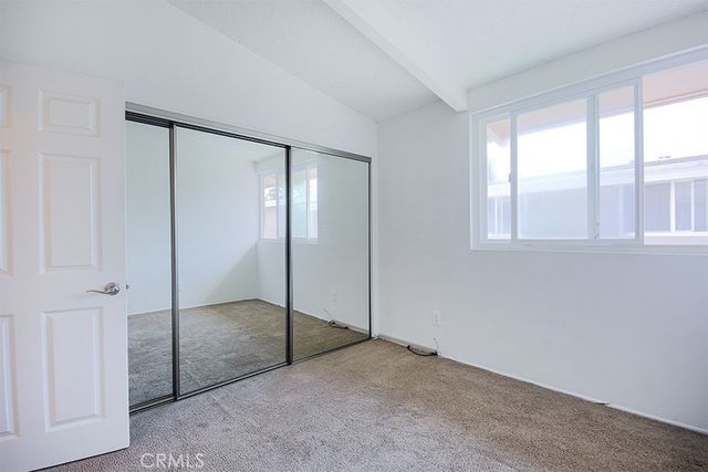 5542 Fernhill Circle C, Huntington Beach, CA 92649