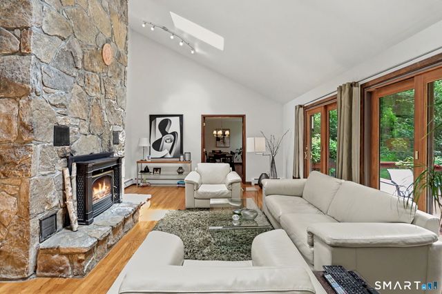 4 Scenic Hill Lane, Monroe, CT 06468
