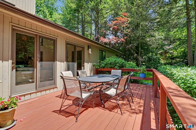 4 Scenic Hill Lane, Monroe, CT 06468